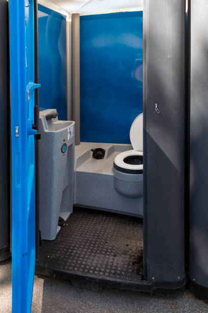Best Porta potty delivery and setup  in Maywood, NJ